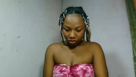 Snapshot of honeria98 chatting on June 14, 2026, 5:09 am honeria98 online show from June 14, 2026, 5:09 am