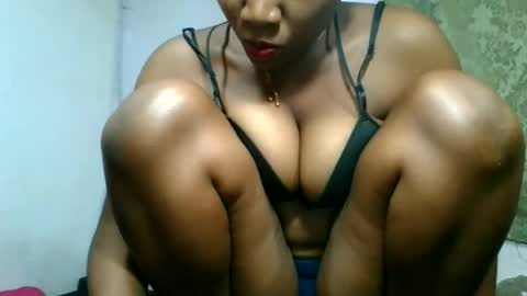 Snapshot of honeria98 chatting on June 19, 2026, 7:06 pm honeria98 online show from June 19, 2026, 7:06 pm