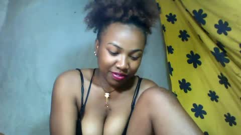 Snapshot of honeria98 chatting on July 4, 2026, 11:16 am honeria98 online show from July 4, 2026, 11:16 am