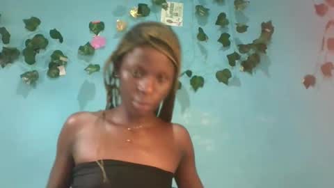 Queen online show from September 30, 2025, 8:08 am