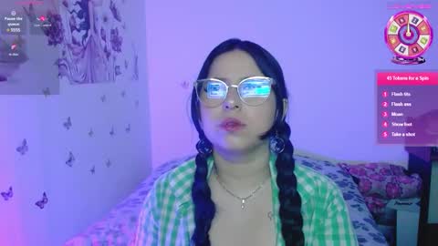 Snapshot of honey_buns_1 chatting on March 11, 2025, 10:07 am mimi online show from March 11, 2025, 10:07 am