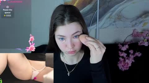 Snapshot of honey_cherrry chatting on April 28, 2026, 1:48 am Honey online show from April 28, 2026, 1:48 am