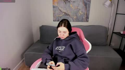 Snapshot of honey_cherrry chatting on May 12, 2026, 1:25 am Honey online show from May 12, 2026, 1:25 am
