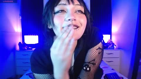 Snapshot of honey_dark chatting on February 12, 2025, 3:29 am Honney online show from February 12, 2025, 3:29 am