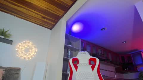 HONEY online show from January 30, 2025, 10:51 pm