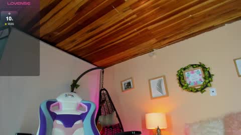 HONEY online show from March 12, 2025, 11:12 pm