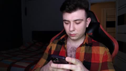 Wolfy online show from February 19, 2025, 8:52 pm