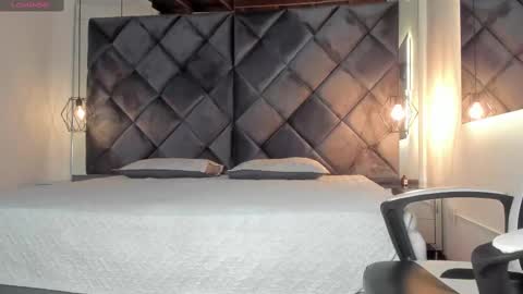 Im Isbel online show from September 9, 2025, 11:10 am