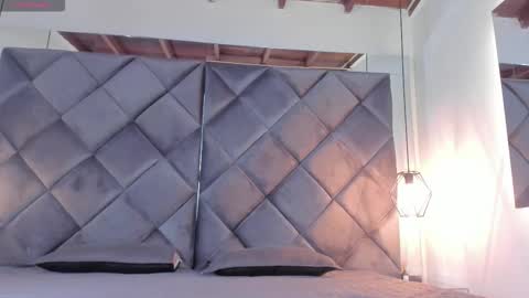 Im Isbel online show from November 27, 2025, 6:21 pm