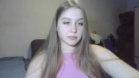 honey_lolaaa online show from October 24, 2025, 3:52 pm
