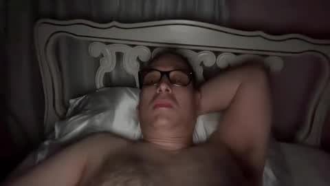 honey_man14 online show from December 3, 2024, 10:07 pm