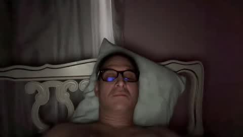 honey_man14 online show from February 13, 2025, 8:45 pm