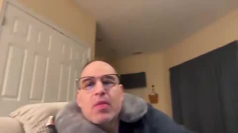 honey_man14 online show from February 27, 2025, 3:58 am