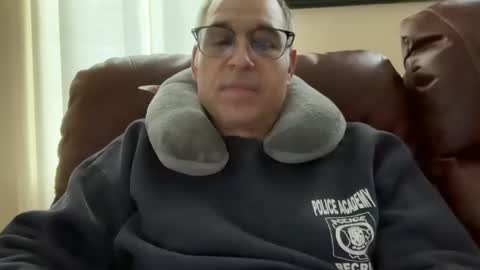 honey_man14 online show from October 25, 2025, 12:23 pm