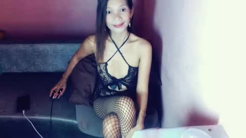 Snapshot of honey_mollyxx chatting on October 18, 2025, 6:58 am honey_mollyxx online show from October 18, 2025, 6:58 am