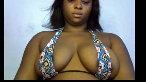 mamacita online show from October 25, 2025, 8:58 pm