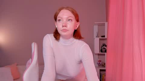 honeyautumn online show from February 23, 2025, 3:13 am