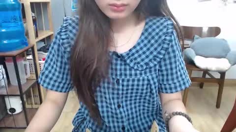 honeybaby2k online show from June 1, 2026, 1:35 pm