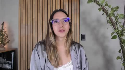 Sofia independent model online show from December 8, 2024, 10:41 am