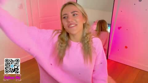 Alina online show from September 22, 2025, 3:36 pm