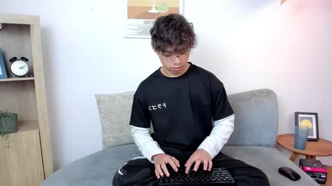 honeymoon_sariel online show from February 20, 2026, 1:55 pm