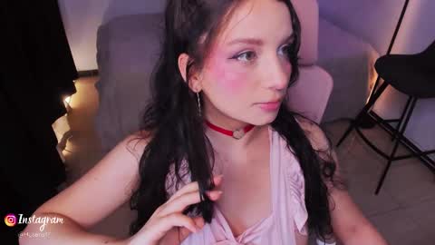       online show from March 25, 2026, 1:44 am