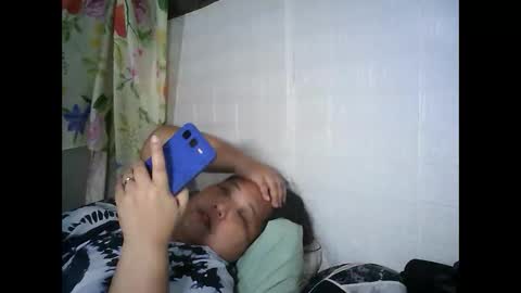 Snapshot of honeyvonz chatting on April 8, 2026, 11:16 pm Merry online show from April 8, 2026, 11:16 pm