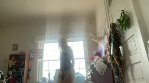 Snapshot of honeyxlimbed chatting on June 26, 2026, 7:07 pm Emi Rose online show from June 26, 2026, 7:07 pm