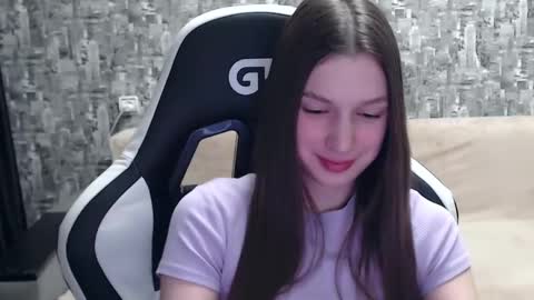 Snapshot of honeyynancyy chatting on January 14, 2025, 6:38 pm Nancy online show from January 14, 2025, 6:38 pm