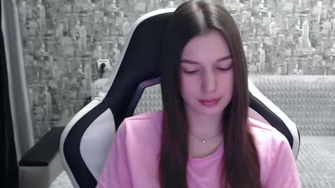Snapshot of honeyynancyy chatting on January 26, 2025, 12:22 pm Nancy online show from January 26, 2025, 12:22 pm
