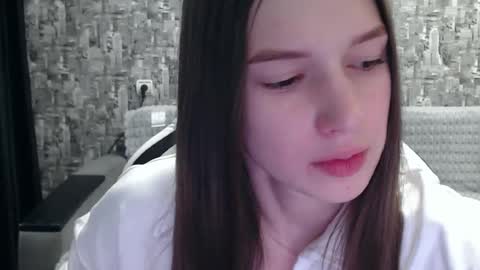 Snapshot of honeyynancyy chatting on February 6, 2025, 10:26 am Nancy online show from February 6, 2025, 10:26 am