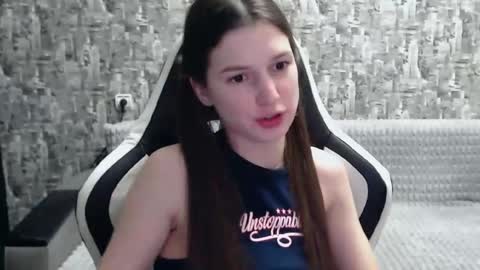 Snapshot of honeyynancyy chatting on March 4, 2025, 6:29 pm Nancy online show from March 4, 2025, 6:29 pm