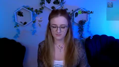 Snapshot of hope_shadow chatting on June 11, 2026, 7:12 pm hope_shadow online show from June 11, 2026, 7:12 pm
