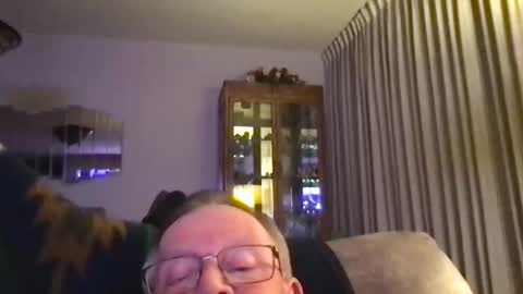 horndog online show from February 13, 2026, 8:10 am