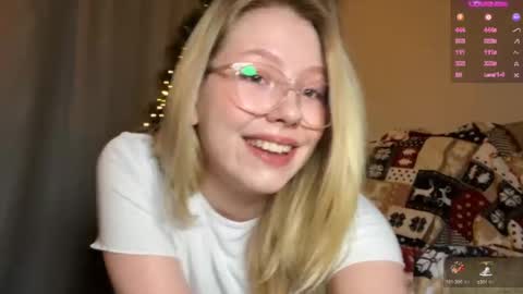 Audrey online show from December 8, 2024, 11:29 pm