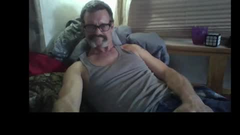 joey online show from April 8, 2026, 9:42 am