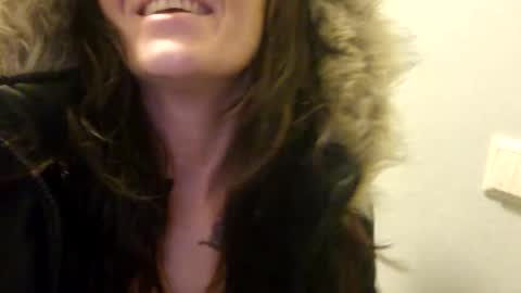 Snapshot of horneymomnextdoor chatting on October 10, 2025, 2:54 am horneymomnextdoor online show from October 10, 2025, 2:54 am