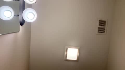 Snapshot of hornieecum chatting on December 22, 2025, 11:07 am hornieecum online show from December 22, 2025, 11:07 am