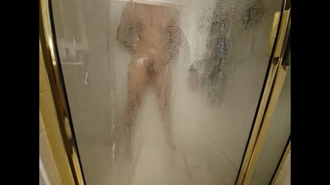 Snapshot of horny420couplela chatting on December 11, 2024, 7:09 am daddyslilcumslut online show from December 11, 2024, 7:09 am