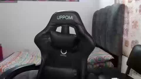 horny and daring online show from March 10, 2026, 2:22 pm