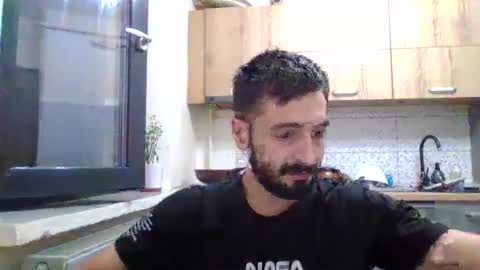 horny_couple9600 online show from October 8, 2025, 10:29 pm