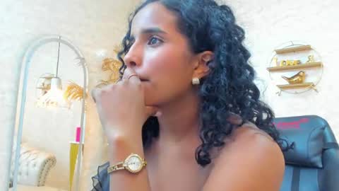 Snapshot of horny_curlss chatting on June 25, 2026, 5:12 am Horny Curls online show from June 25, 2026, 5:12 am