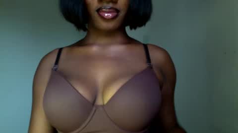 Snapshot of horny_goddess_delilah chatting on May 28, 2026, 10:23 am delilah online show from May 28, 2026, 10:23 am