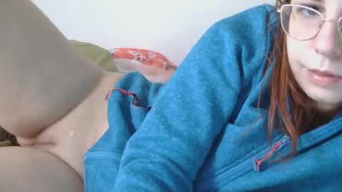 Snapshot of horny_hey chatting on November 17, 2025, 8:53 am Serena online show from November 17, 2025, 8:53 am