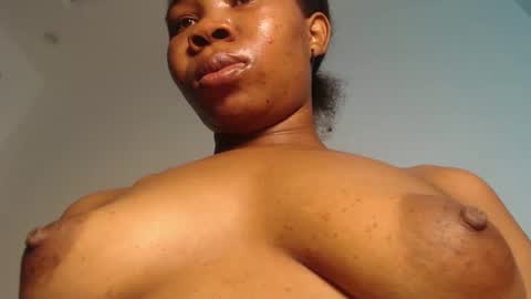 Snapshot of horny_iris chatting on April 19, 2026, 8:22 pm Iris online show from April 19, 2026, 8:22 pm