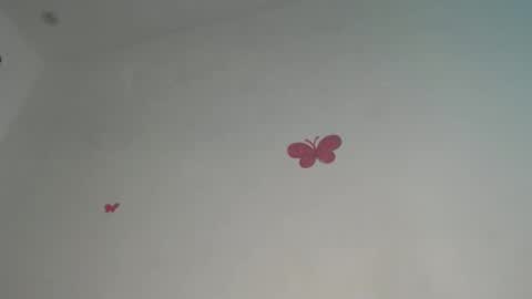 Snapshot of horny_iris chatting on May 5, 2026, 8:28 pm Iris online show from May 5, 2026, 8:28 pm