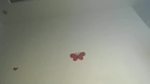 Snapshot of horny_iris chatting on June 16, 2026, 8:33 pm Iris online show from June 16, 2026, 8:33 pm