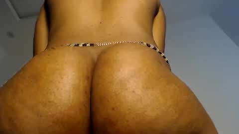 Snapshot of horny_iris chatting on July 9, 2026, 8:24 pm Iris online show from July 9, 2026, 8:24 pm