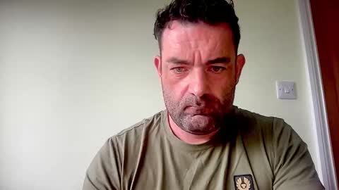 Snapshot of horny_little_devil1 chatting on October 13, 2025, 12:05 pm horny_little_devil1 online show from October 13, 2025, 12:05 pm