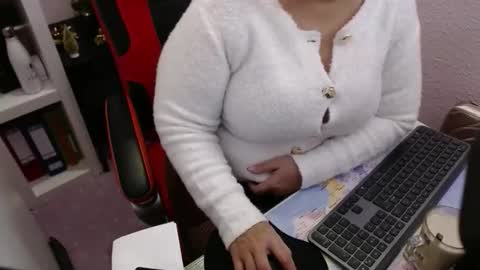 Soso online show from December 5, 2025, 7:28 am